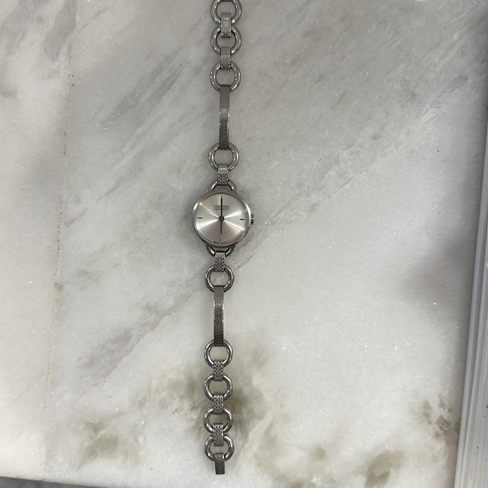 90s Coach Bracelet Watch - Picture 2 of 3